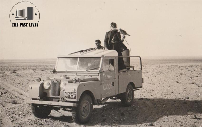 1960 kuwait, Houbara bustard hunting trip in a Land Rover