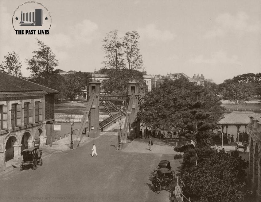 1896 ,Singapore  Cavenagh Bridge
